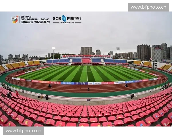 安阳市足球联赛激战正酣全城热血齐聚绿茵共谱激情赛事新篇章